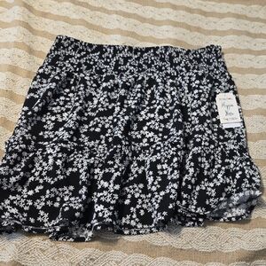 Hippie Rose Black and White Floral Skater Skirt